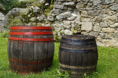 Jak działa starzenie wina? Chemia i praktyka