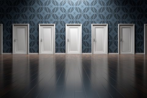 Jakie wino na romantyczną kolację? Bezpieczne wybory